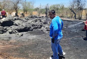 Se incendia recicladora de plástico en Guasave