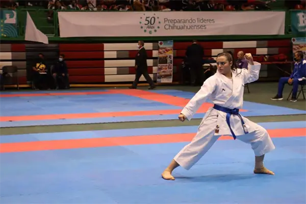 Itzel Zamudio gana bronce para la UAS en el karate de UACJ 2022 Itzel Zamudio gana bronce para la UAS en el karate de UACJ 2022