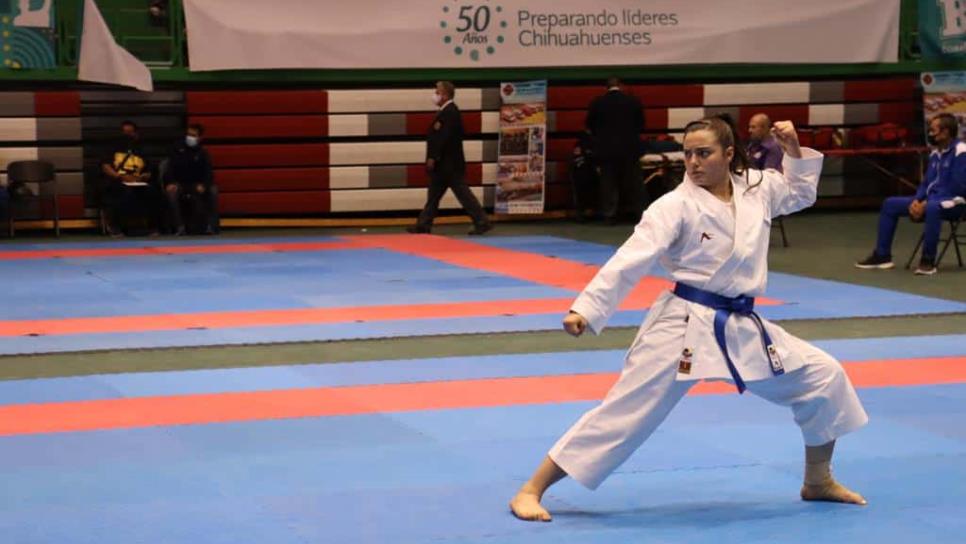 Itzel Zamudio gana bronce para la UAS en el karate de UACJ 2022