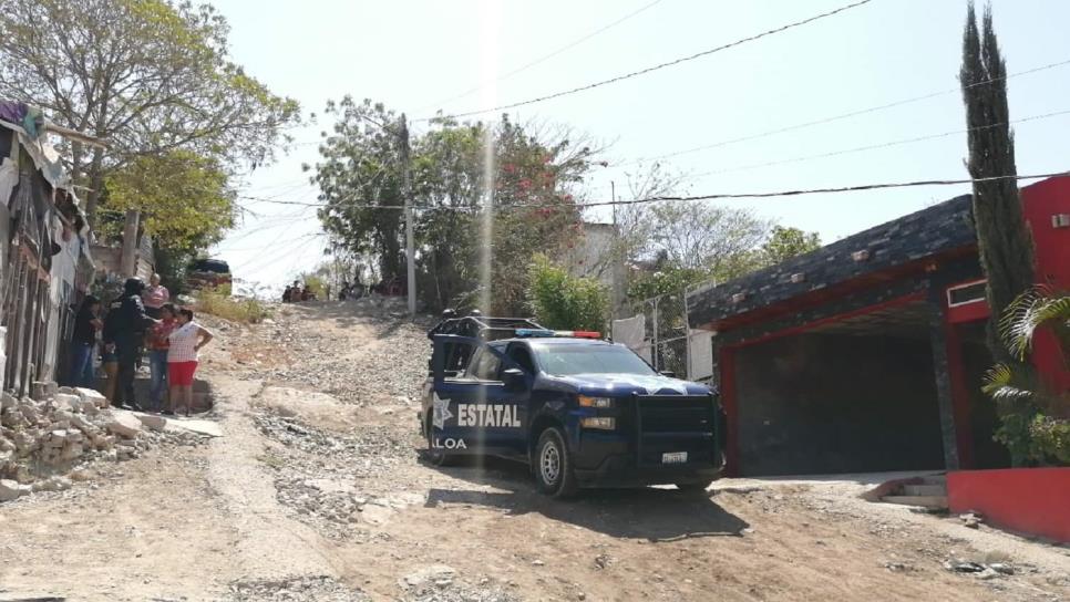 Joven mujer recibe golpiza dentro de un domicilio de Culiacán