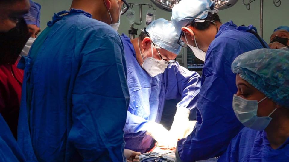 Especialistas del IMSS en Sinaloa logran exitoso trasplante renal a María