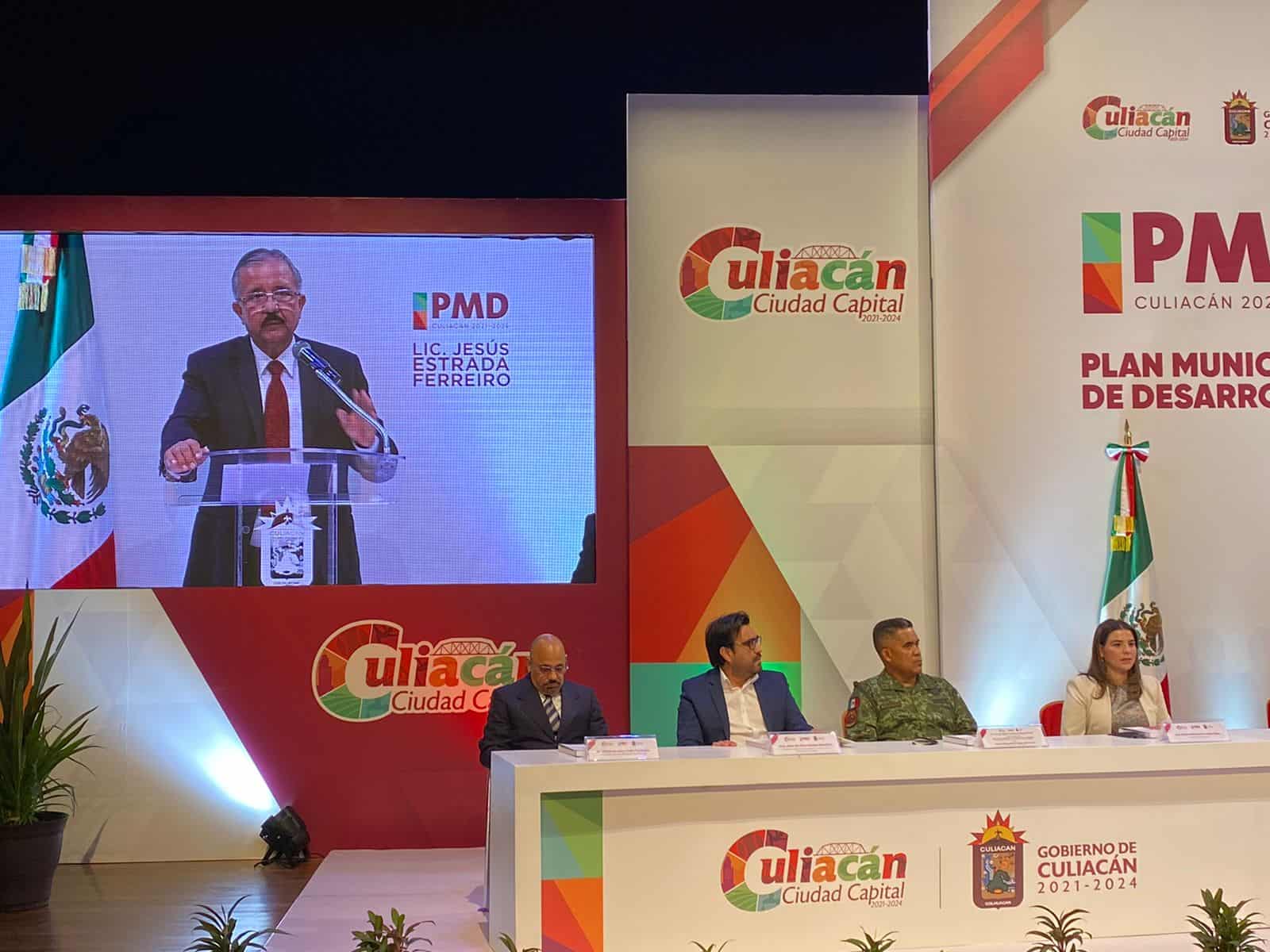 Alcalde de Culiacán presenta el Plan Municipal de Desarrollo 2021 - 2024