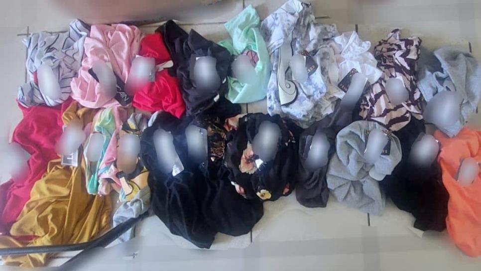 Mujer roba 20 blusas de una tienda, vigilantes la detienen y entregan a la Policía