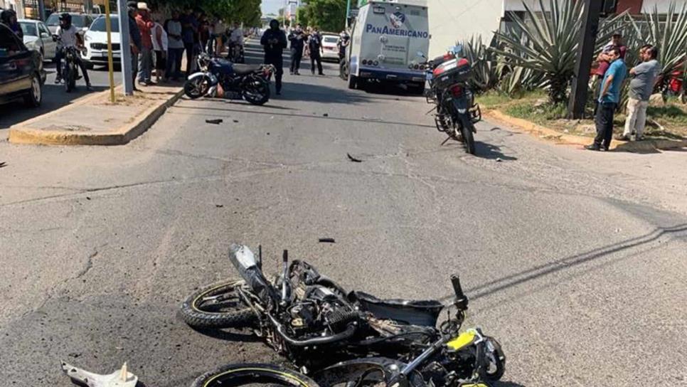 Muere joven motociclista tras chocar contra camión de valores