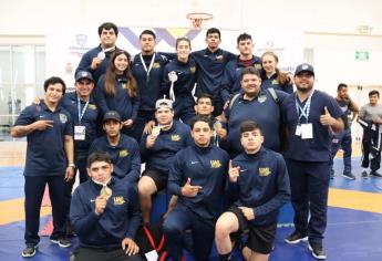 José Andrés Vargas gana para las Águilas UAS medalla de oro en lucha