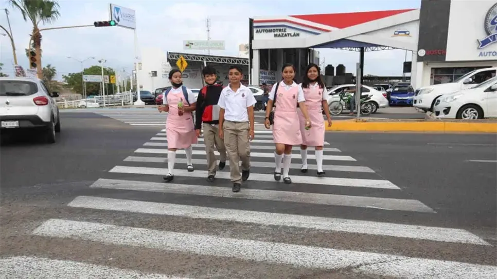 Inauguran obra del proyecto «Calles más seguras»