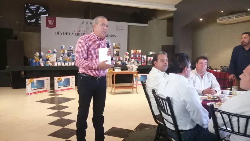 «Mi reconocimiento es para ustedes»: Gerardo Vargas a periodistas