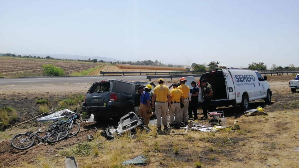 Identifican a fallecidos en accidente sobre el libramiento de la carretera Culiacán-Mazatlán