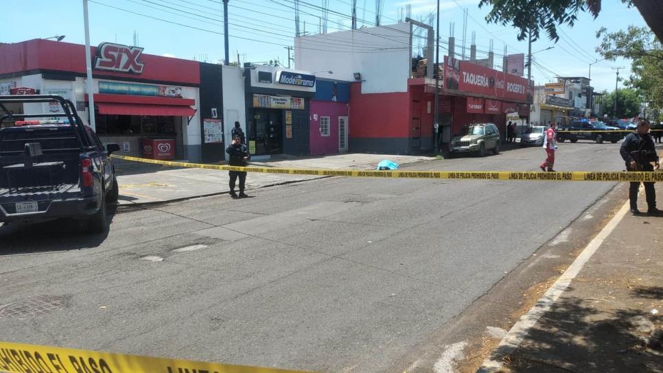 ¡Otro más! Asesinan a otro hombre al exterior de un expendio en Culiacán