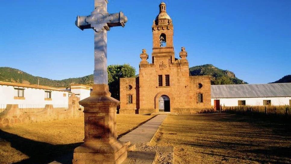 Asesinan a dos sacerdotes jesuitas en iglesia de Cerocahui, Chihuahua