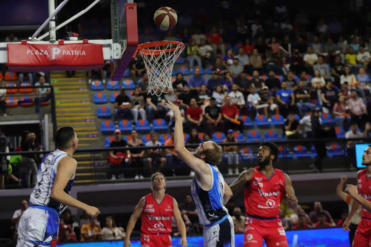 Pioneros y Venados caen en el primero de la semifinales