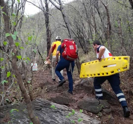 «Por una buena foto», hombre se cae de las cascadas de San Antonio en Culiacán