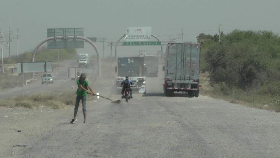 Desde que inicia Sinaloa las carreteras están en mal estado: Mario Zamora