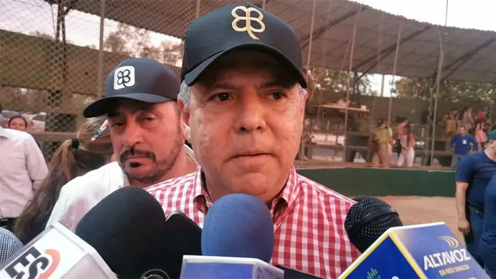 Responde Gerardo Vargas que no anda en campaña y sólo atiende necesidades de los ahomenses
