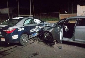 Conductor distraído se impacta contra patrulla que resguardaba accidente en Culiacán