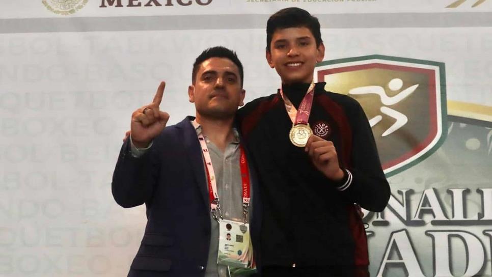 Eric Angulo, gana el primer oro para Sinaloa en Tae Kwon Do