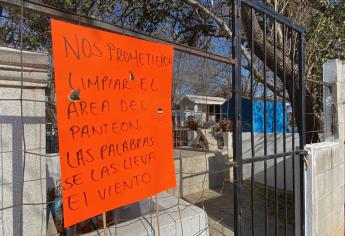 Urge a vecinos de Pradera Dorada una barda para el panteón; sus hijos juegan junto a tumbas