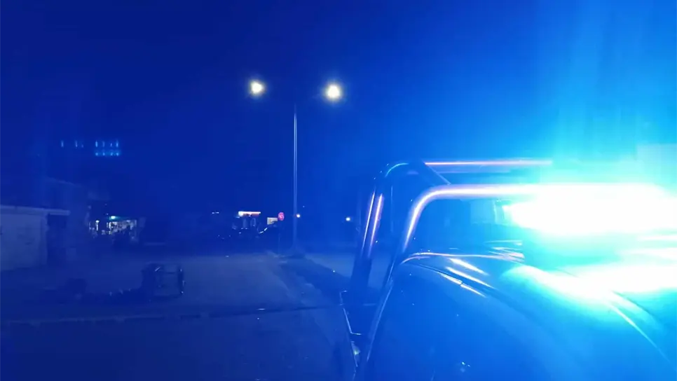 Hospitalizan a joven fuertemente golpeado y baleado, en Villa Juárez, Navolato