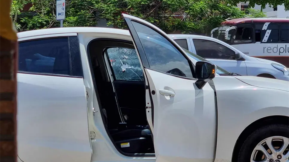 Disparan de carro a carro a un hombre junto al Parque Acuático de Culiacán