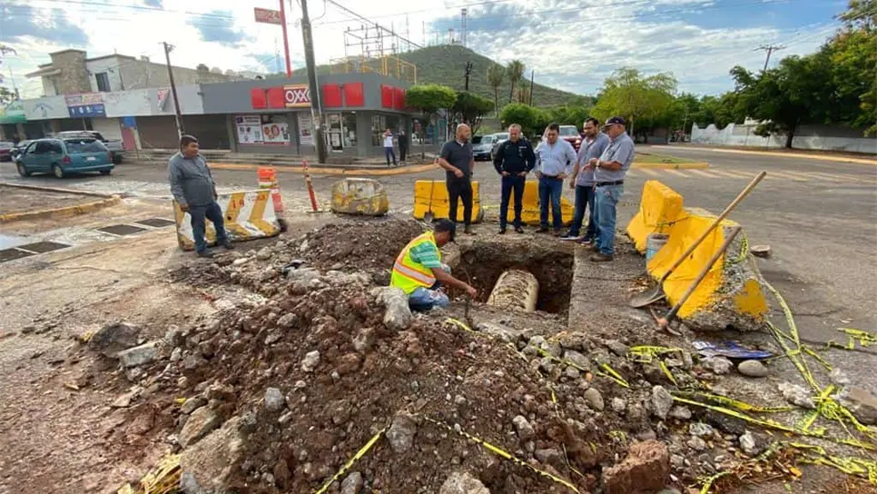 JAPAMA repara socavón de Degollado y Justicia Social
