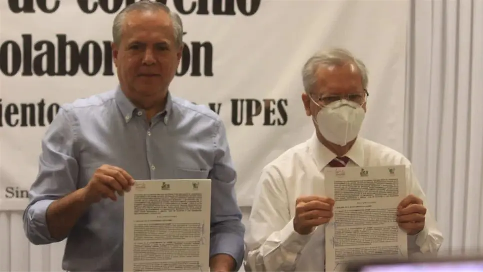 Firma Ayuntamiento de Ahome convenio de colaboración con la UPES Los Mochis