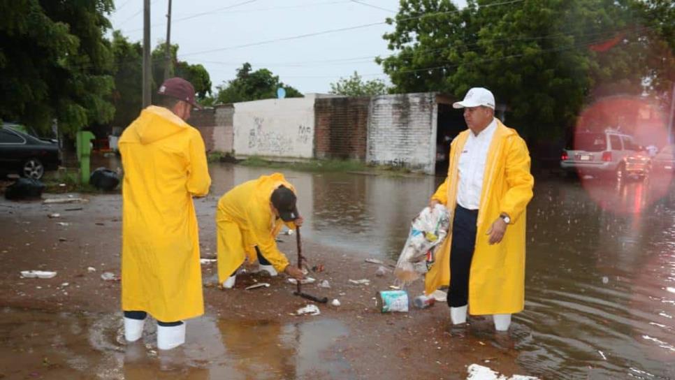 Supervisa alcalde de Ahome efectos de la lluvia