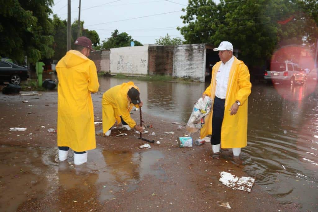 Supervisa alcalde de Ahome efectos de la lluvia