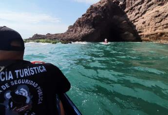 Encuentran sin vida a hombre que se lanzó desde un catamarán