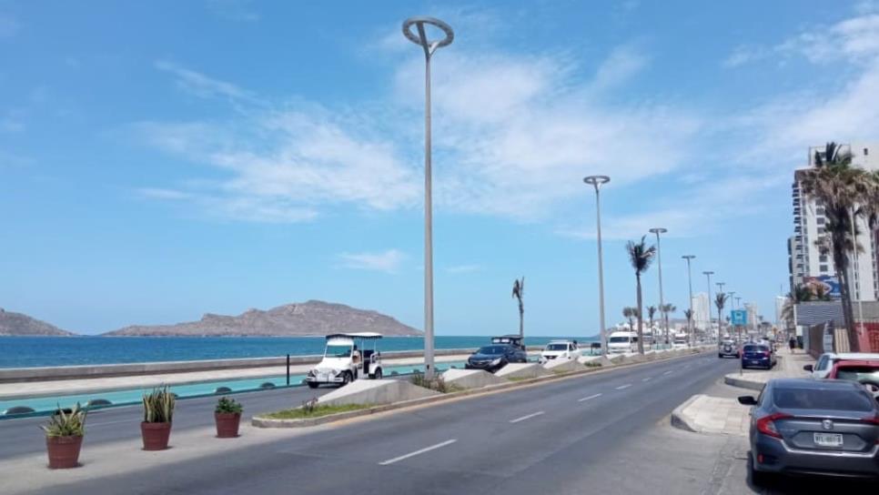 Comercios de Mazatlán estiman derrama económica de $3 mil 600 millones durante el verano