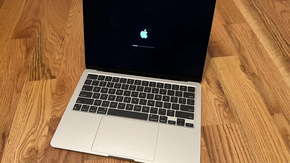 Nuevo MacBook Air de Apple: un elegante diseño renovado y la potencia de M2