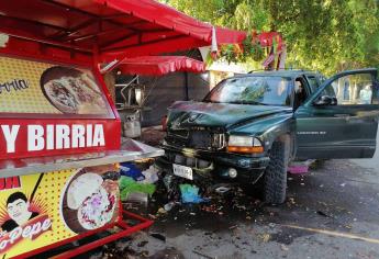 Atropellan a vendedor de hotdogs en Los Mochis