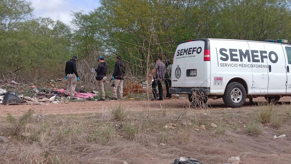 Localizan hombre asesinado al sur de Culiacán; lo dejaron envuelto en cobija