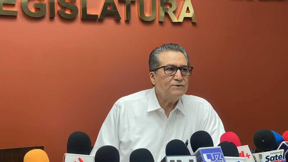 Es improcedente eliminar sesiones secretas: Feliciano Castro