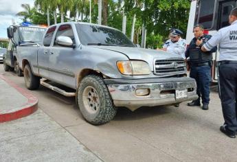 Menor de 15 años cae de vehículo en movimiento y queda grave en hospital de Culiacán