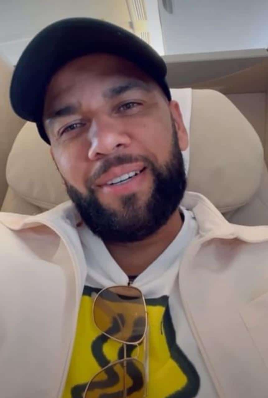 Dani Alves viaja rumbo a México para presentarse con Pumas