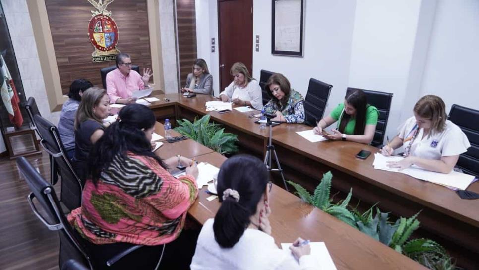 Congreso y SeMujeres acuerdan agenda legislativa para combatir violencia contra las mujeres