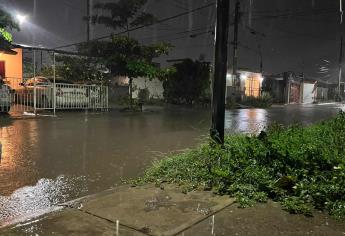 Tras lluvias en Culiacán varias colonias se quedan sin agua potable