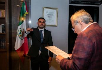 Rocha Moya toma protesta a nuevo titular de Coepriss