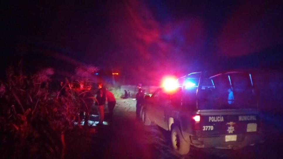 Una joven queda grave tras el choque de camioneta contra una vaca en poblado del sur de Culiacán
