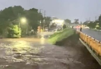 Ya hay inundaciones por lluvia en Culiacán; llaman a tomar precauciones