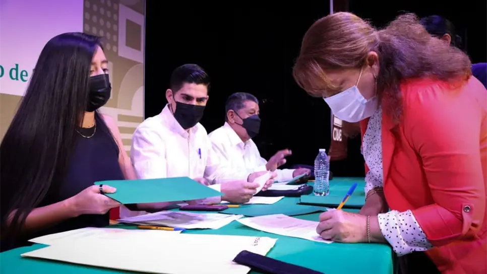 SEP: ¿Cuáles son las prestaciones que tienen los maestros?. | FOTO: Temática.