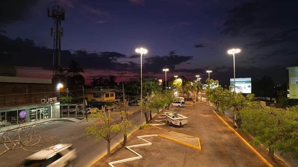 De «sospechoso» califica diputado del PAS cancelación de contrato en luminarias en Mazatlán