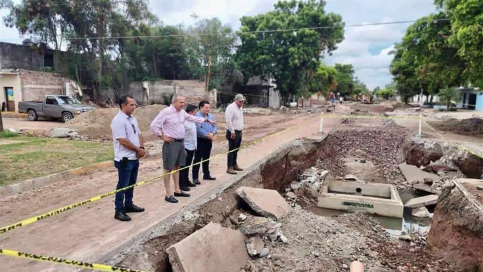 Gerardo Vargas acude a su primera supervisión de obra tras cirugía
