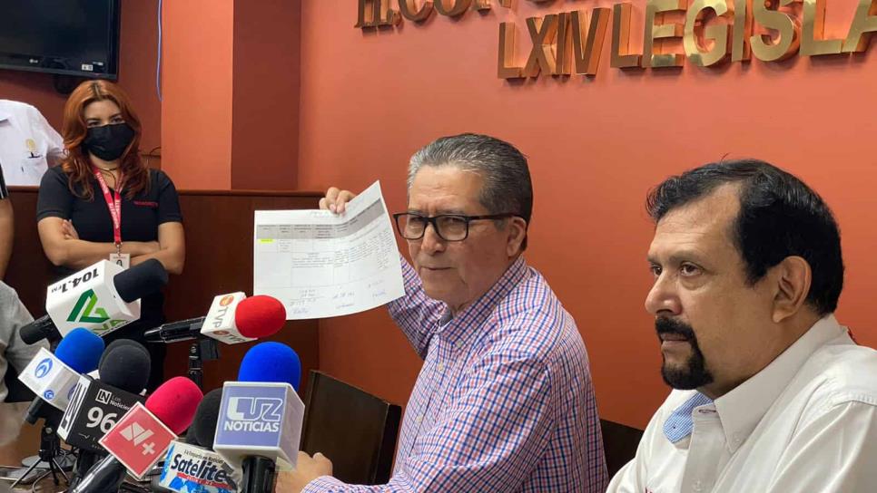 Feliciano Castro transparenta sus ingresos e insiste con cifras de sueldo de Rector de la UAS