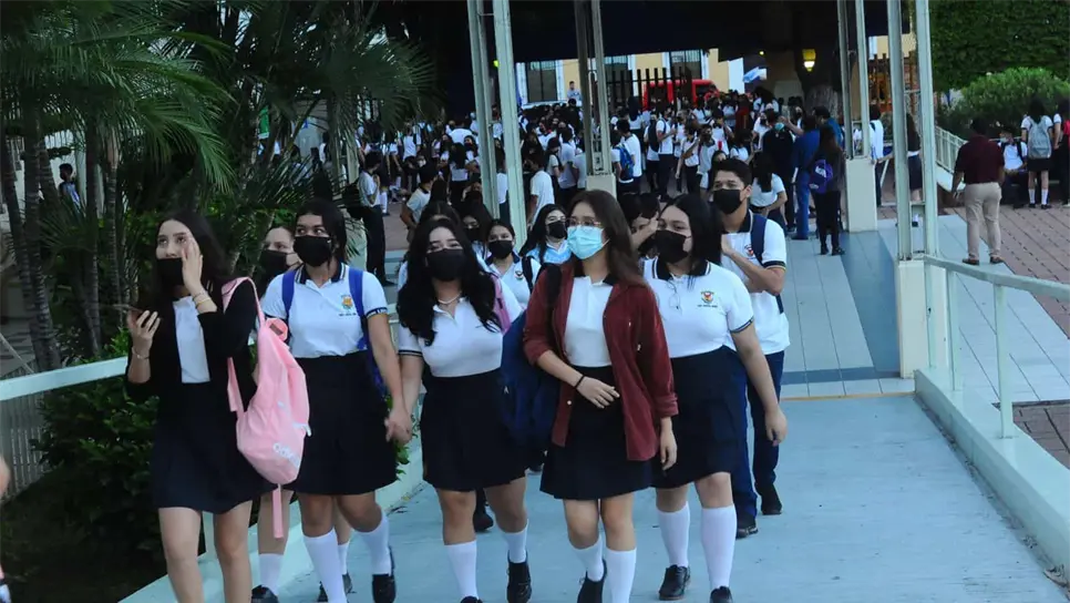 La UAS continúa con la cobertura universal y recibe al 100 % de aspirantes