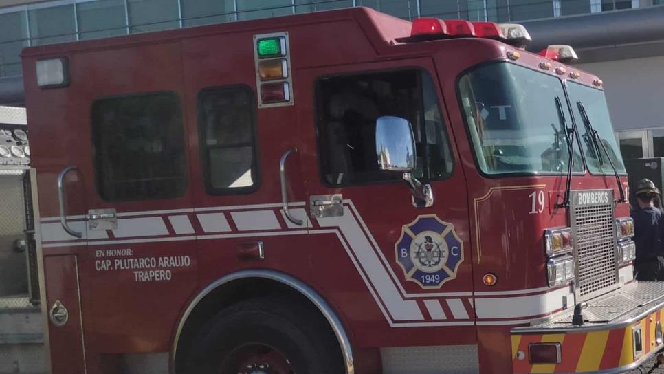 Conato de incendio en biblioteca de Ciudad Universitaria moviliza a bomberos