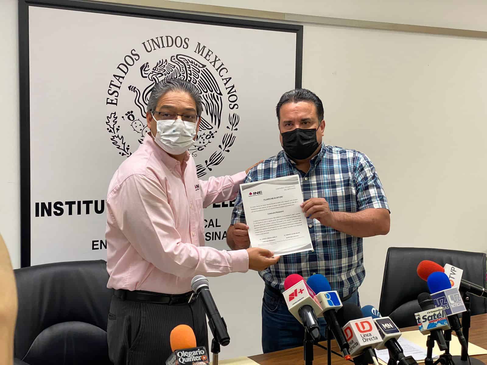 INE otorga nombramiento oficial a Arturo Fajardo Mejía como presidente del IEES