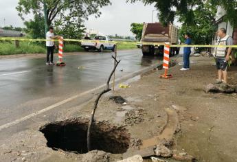 Tras un año, se abre nuevamente socavón en transitada vialidad de Culiacán