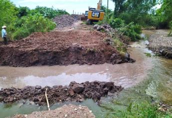 Rehabilitan pasada en el cruce del río en Capomos, en Angostura