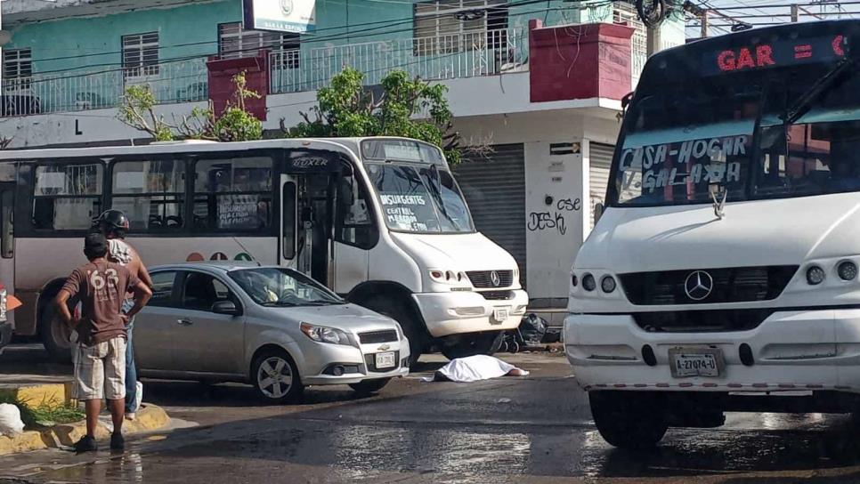 Muere hombre en silla de ruedas atropellado por camión en Mazatlán